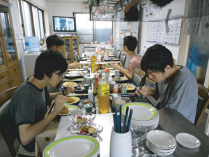 朝食風景